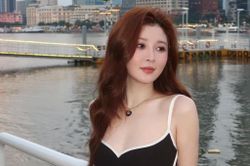 Ribi Sachi giữa lúc vướng tin hẹn hò diễn viên kém 7 tuổi