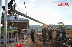 Lai Châu:48 học viên Học viện Hậu cần gác đồ án, giúp dân dựng nhà sau lũ