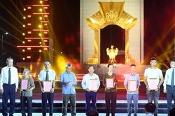 Tiếp nối lý tưởng, sống xứng đáng với sự hy sinh của các thế hệ đi trước