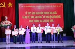 Truy tặng danh hiệu B&agrave; mẹ Việt Nam Anh h&ugrave;ng v&agrave; trao tặng Hu&acirc;n chương Lao động cho nhiều c&aacute; nh&acirc;n tỉnh Đắk Lắk