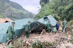 Quân đội chủ động ứng phó với mưa lớn, lũ lụt, sạt lở đất ở khu vực Bắc Bộ