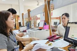 Chuyển mạnh từ quản lý sang kiến tạo và phục vụ