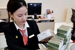 Tiền gửi của người dân tại ngân hàng vượt 10,8 triệu tỷ đồng