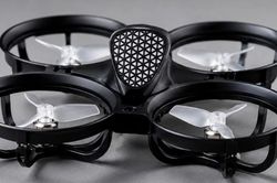 Drone AI săn muỗi tr&ecirc;n kh&ocirc;ng, mở ra cuộc c&aacute;ch mạng mới