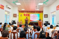 L&atilde;nh đạo Sở GD&ĐT: 'Kh&ocirc;ng c&oacute; ưu ti&ecirc;n tr&aacute;i quy định trong tuyển dụng'