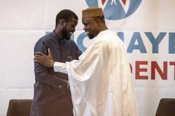 Tổng thống Senegal 'ra mắt' đảng mới, tuy&ecirc;n bố rạn nứt với đồng minh từng đưa m&igrave;nh l&ecirc;n nắm quyền