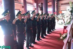 Nghĩa tình người lính Biên phòng trong tháng Bảy tri ân