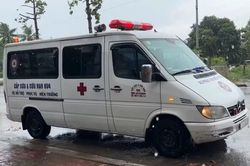 Người đ&agrave;n &ocirc;ng tử vong tại ph&ograve;ng trọ, cơ thể c&oacute; nhiều vết bầm