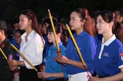 Tuổi trẻ TPHCM dâng hương, bày tỏ lòng biết ơn sâu sắc các Anh hùng liệt sĩ