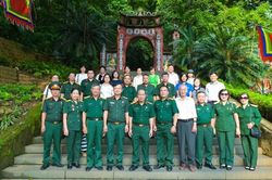 [VIDEO] Petrovietnam d&acirc;ng hương tưởng niệm c&aacute;c Vua H&ugrave;ng: Tri &acirc;n cội nguồn, bồi đắp tinh thần y&ecirc;u nước