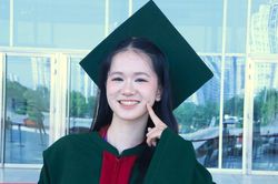 Từng trượt nguyện vọng 1 đại học, nữ sinh trở th&agrave;nh thủ khoa, tr&uacute;ng tuyển Big 4