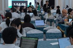 Người trẻ Việt Nam học cách giải quyết các thách thức từ biến đổi khí hậu