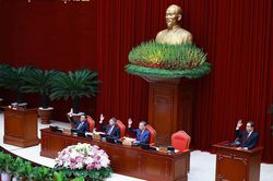 Giới thiệu nh&acirc;n sự Bộ trưởng Nội vụ để Quốc hội xem x&eacute;t tại kỳ họp kh&ocirc;ng thường lệ