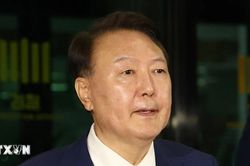 Cựu Tổng thống Hàn Quốc Yoon Suk Yeol lĩnh án treo vì vi phạm luật bầu cử