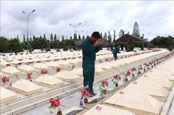 Dốc sức tìm thông tin liệt sĩ