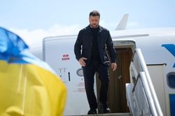 Ông Zelensky bắt đầu tuần mới bận rộn bằng cuộc hội đàm với tân Thủ tướng Anh