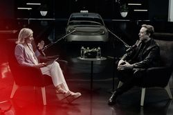Elon Musk v&agrave; m&agrave;n 'khẩu chiến' nảy lửa trong cuộc phỏng vấn với The Economist