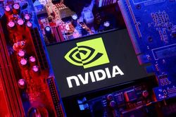 Tập đoàn Nvidia đàm phán bảo lãnh gói tài chính 250 tỷ USD cho các dự án dữ liệu của OpenAI