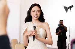 Hoa hậu Thanh Thủy làm rách váy 21 triệu