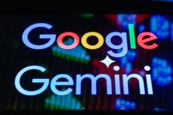 Google ph&aacute;t triển chip AI mới để tăng hiệu suất cho Gemini