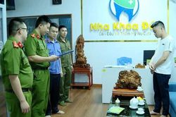 Giả danh bác sĩ khám chữa bệnh, chiếm đoạt hàng tỷ đồng