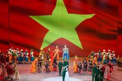 'Đất nước thi&ecirc;n h&ugrave;ng ca' - lời tri &acirc;n gửi tới những cựu chiến binh