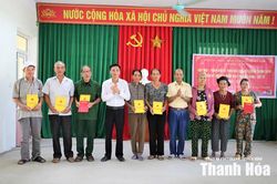 Thượng Ninh trao hơn 420 suất quà tri ân người có công