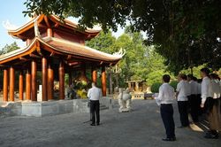 C&ocirc;ng ty Điện lực Thanh H&oacute;a tiếp nối truyền thống 'Uống nước nhớ nguồn'