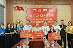 Tạp chí Cộng sản vận động hỗ trợ sửa chữa, xây mới nhà ở cho 3 gia đình chính sách, người có công tại xã Bố Hạ
