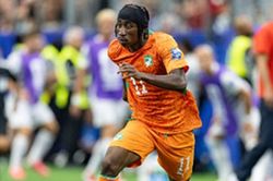Real Madrid chốt mua Diomande 100 triệu bảng: Cơ hội vàng cho Man Utd sở hữu Tchouameni