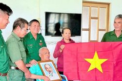 Hội Cựu chiến binh Lâm Đồng tặng gần 1.000 suất quà tri ân người có công