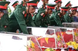 H&agrave;nh tr&igrave;nh chữa l&agrave;nh k&yacute; ức chiến tranh