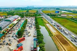 Bộ Xây dựng yêu cầu các địa phương khẩn trương đầu tư đồng bộ trạm dừng nghỉ trên cao tốc