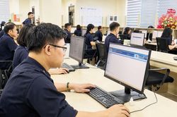 'Chạy đà' mở rộng mô hình thông quan tập trung