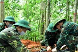 500 ngày đêm đẩy mạnh tìm kiếm, quy tập, xác định danh tính hài cốt liệt sĩ Gọi tên các Anh từ lòng đất thiêng Quảng Trị