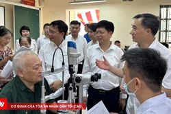 Gần 1.000 thương, bệnh binh được khám mắt miễn phí tại Bắc Ninh