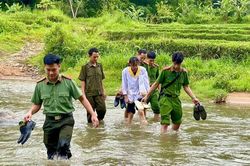 Bài 4: Đi tìm giọt máu thân nhân