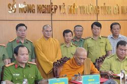 Chung tay bảo vệ nguồn lợi thủy sản, đa dạng sinh học ở C&agrave; Mau