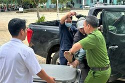 Công an xã kịp thời hỗ trợ người đàn ông lên cơn co giật trên đường Hồ Chí Minh