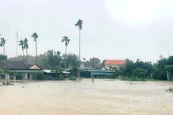 C&aacute;c tỉnh Trung Bộ v&agrave; Nam Bộ chuẩn bị đ&oacute;n mưa lớn