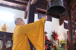 Những hồi chuông tưởng niệm các anh hùng liệt sỹ