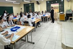 Tiền học năng khiếu, c&acirc;u lạc bộ kh&ocirc;ng được thu vượt trần