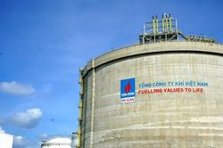 PV GAS (GAS): Miễn nhiệm Tổng Giám đốc Phạm Văn Phong, giao quyền cho cấp phó