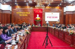 Hội đồng nh&acirc;n d&acirc;n tỉnh L&acirc;m Đồng th&ocirc;ng qua 17 nghị quyết quan trọng