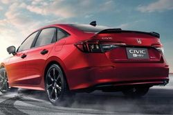 Honda Civic 2026 trình làng: Thêm cảnh báo điểm mù, tăng trải nghiệm cho bản hybrid