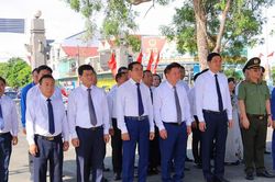 Từ X&ocirc; viết Nghệ Tĩnh, khơi s&aacute;ng đạo l&yacute; 'Uống nước nhớ nguồn'