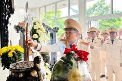 Kỷ niệm 79 năm Ngày Thương binh - Liệt sĩ (27/7/1947 - 27/7/2026): Công an TPHCM tổ chức các đoàn đi dâng hương tưởng niệm, tri ân các Anh hùng Liệt sĩ