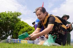 'Chiến dịch 500 ngày đêm': Lập sẵn 'nơi yên nghỉ' cho liệt sĩ cạnh cha mẹ, gia đình người phụ nữ ở Hà Nội mòn mỏi chờ 'anh' trở về