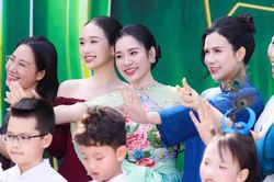 Hai m&ocirc; h&igrave;nh thư viện đồng h&agrave;nh c&ugrave;ng cuộc thi MC nh&iacute; to&agrave;n quốc 2026