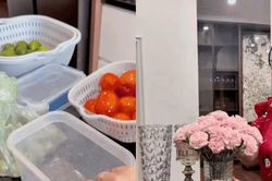 Mẹ ở Hà Nội có căn bếp lúc nào cũng gọn như mới: Chỉ nhờ 3 nguyên tắc 'giấu đồ', việc nấu nướng và dọn dẹp nhẹ tênh